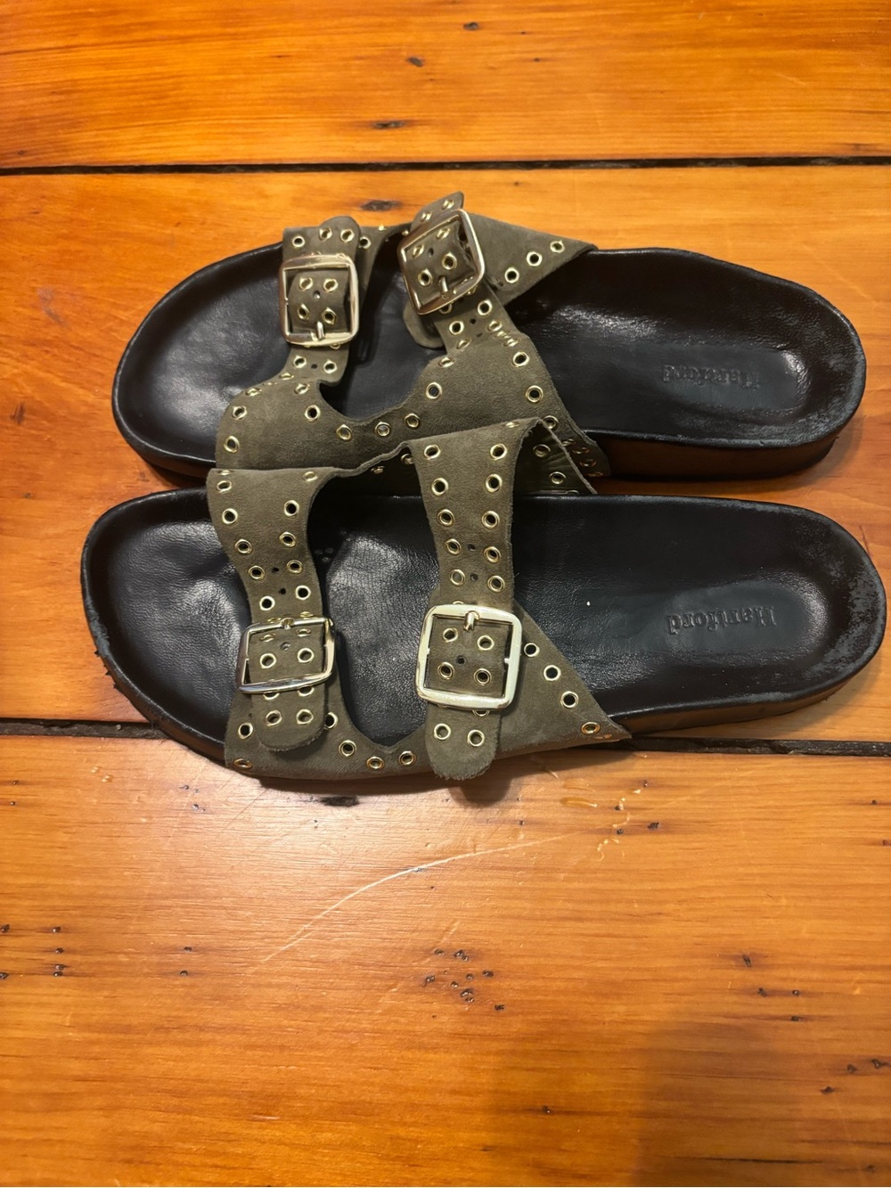 Hartford sandles